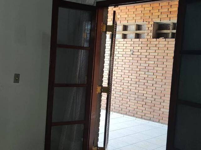 Casa para Venda em Carapicuíba - 5